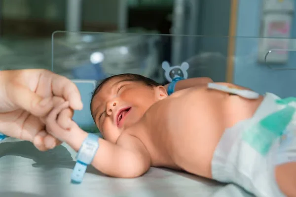 Newborn Care and Neonatal Management